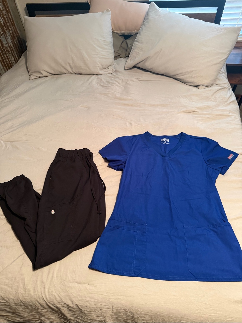 Scrubstar & Cherokee Scrub Set